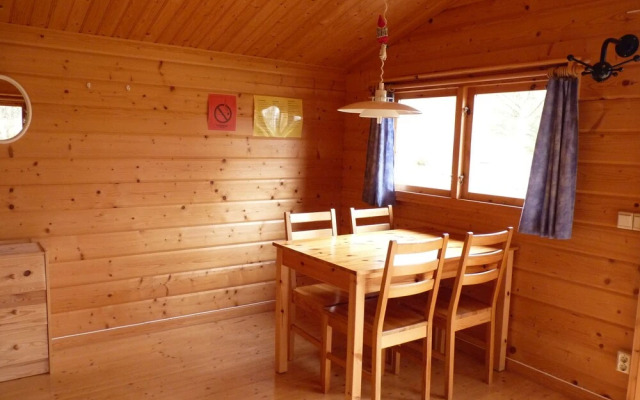 Hammarstrands Camping, Stugby och Fiske