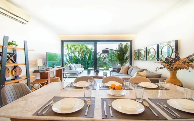 Condo Aria Ocean 206 by Kivoya