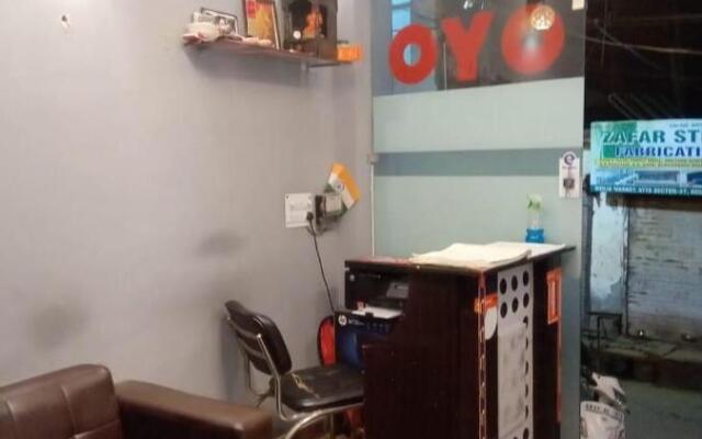 SPOT ON 80928 Ak Residency