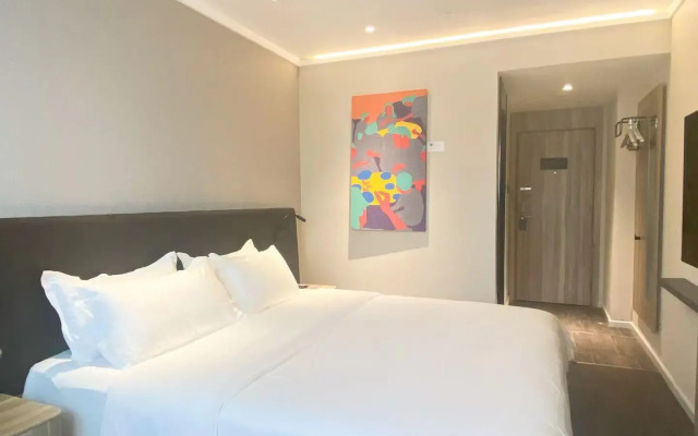 Hanting Hotel Shanghai Jinshajiang Road Metro Station