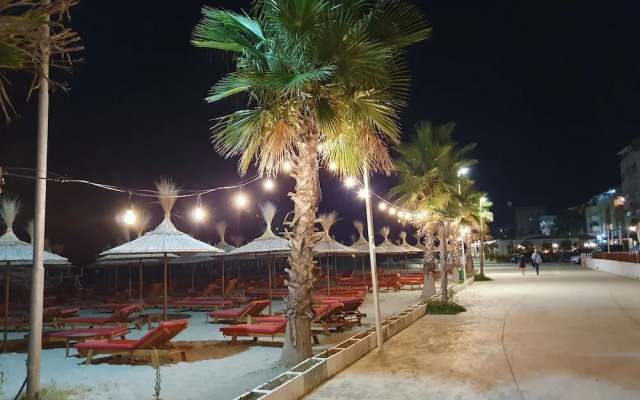 Big Apartment by the sea in Durres