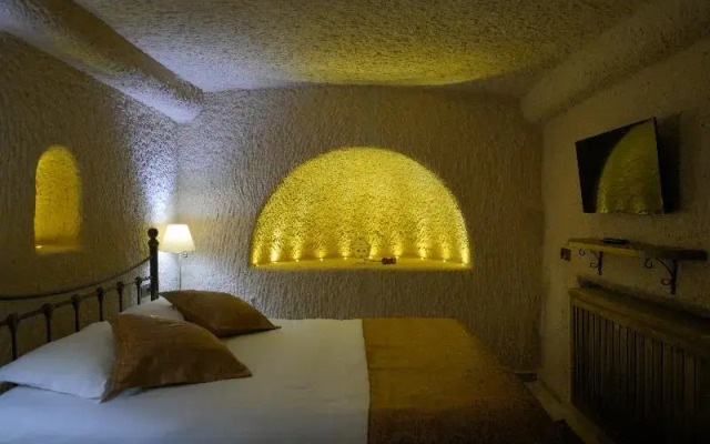 Takaev Cave Hotel