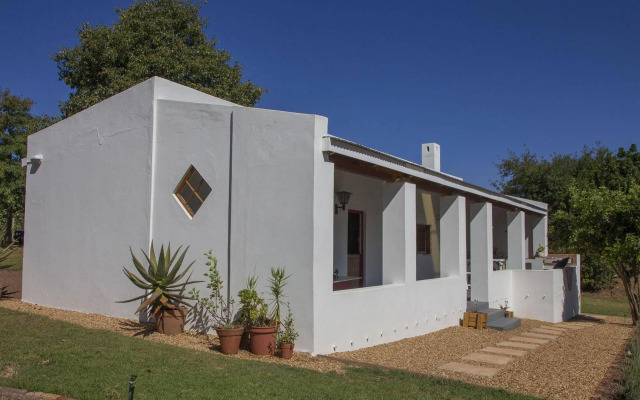 Belfield Wines and Farm Cottages
