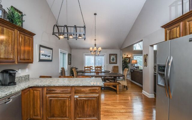 Stone Crest 6 Bedroom House