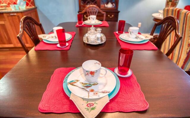 St. George Street Apartment