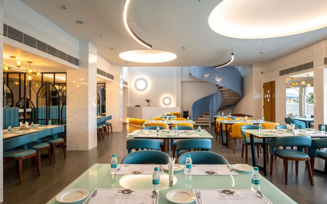 Clubway Grand - A Boutique Hotel