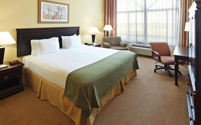 Holiday Inn Express & Suites Shreveport South Park Plaza, an IHG Hotel