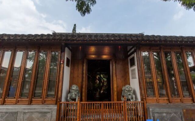 Zhujiajiao Jingting Inn