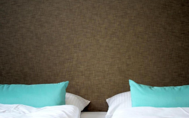 Koblenz Valley Hotel Double Room Extra Bed