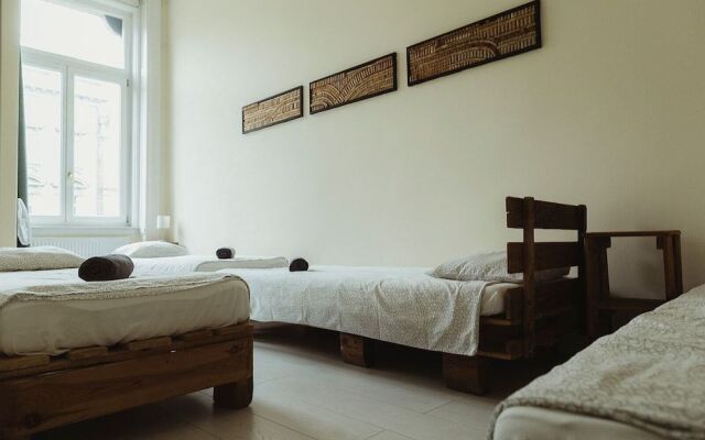 József - Group Apartment with Sauna