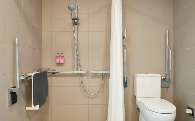 MOXY Milan Malpensa Airport