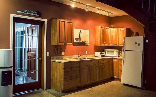 Owlhead Creek Bed and Breakfast