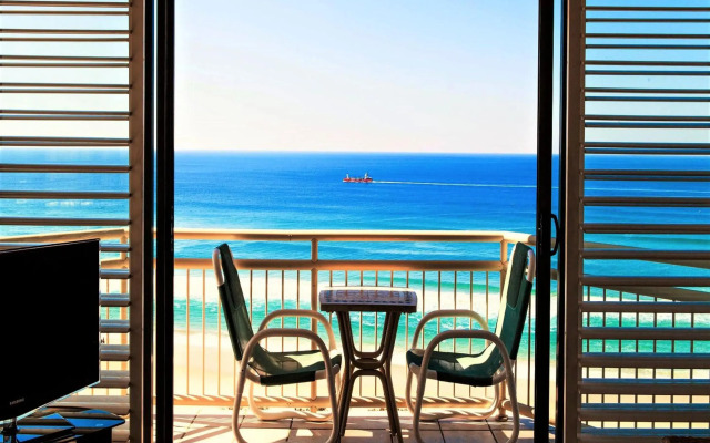 Seacrest Beachfront Holiday Apartments