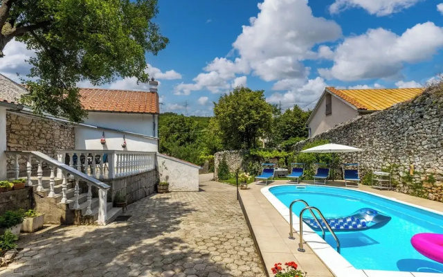 Holiday Home Meja Private Pool
