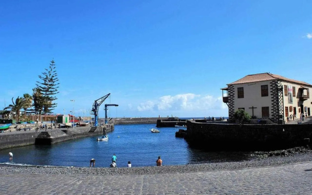 Apartamento con Terraza y Piscina C