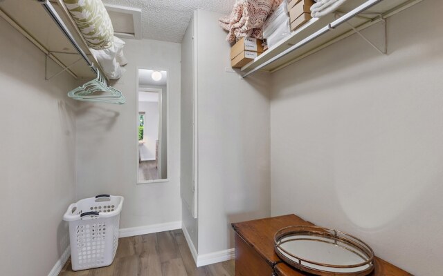 Beach Way Getaway 2 Bedroom Condo by RedAwning