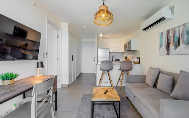 w Premium 1BR w Balcony in San Francisco