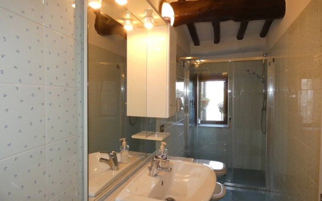 SCAPPO IN UMBRIA, CasaLina