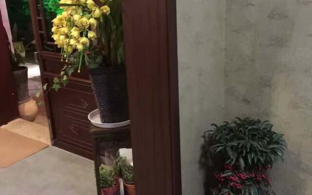Zunyuelou Inn Tongli