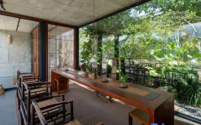 Shanhai Wutong B&B (Yalong Bay Sun Bay Road)