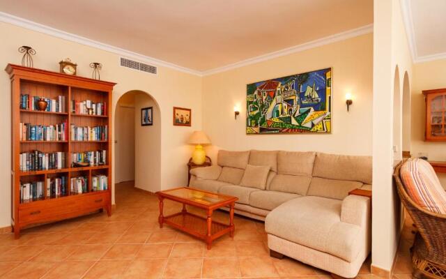 Carabeo 52 Apartments Casasol