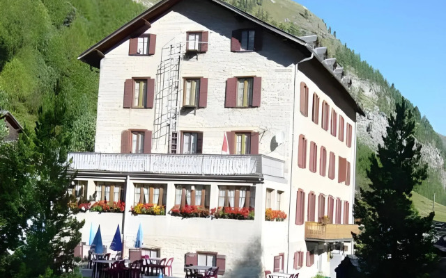 Hôtel Aiguille de La Tza