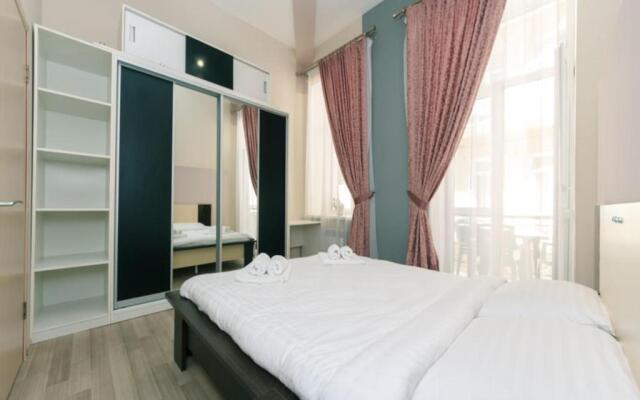 Apartments near Olympic