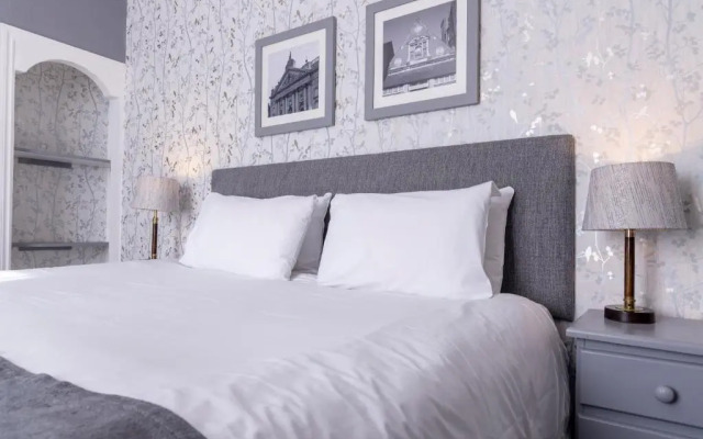Cromwell Lodge Hotel by Greene King Inns
