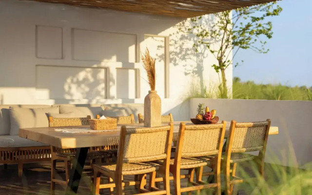 Fenta Villa Canggu by Nakula