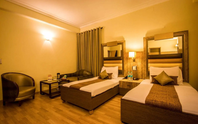 The Sun Court  Yatri