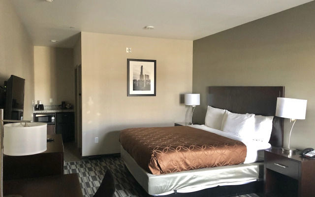 Catoosa Inn & Suites