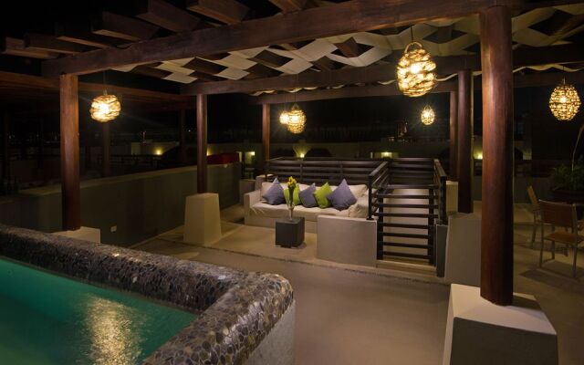 Aldea Thai Luxury Condohotel