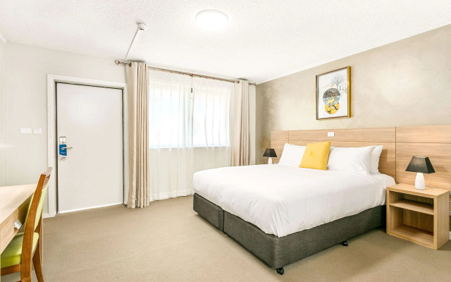 Quality Inn Sunshine Haberfield