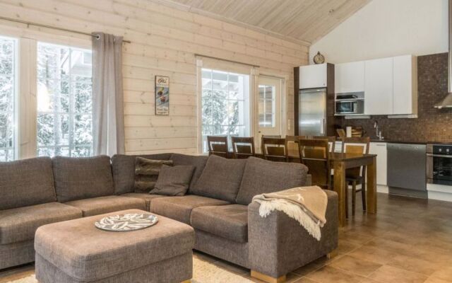 Holiday Home Atrin suvanto b