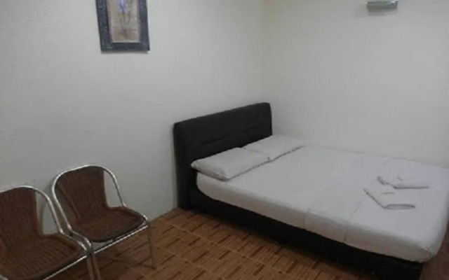 OYO 89940 Menara One Hotel