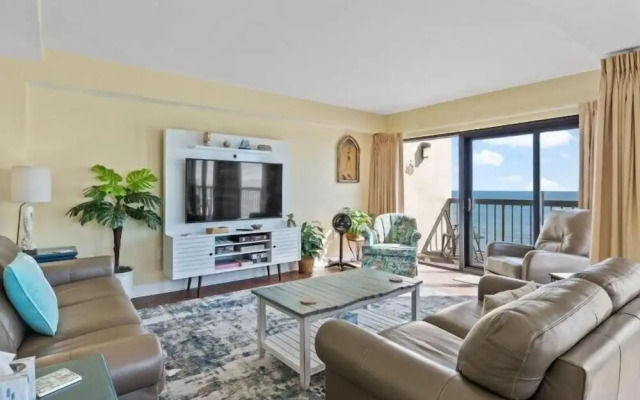 Savoy Penthouse 603 3 Bedroom Condo