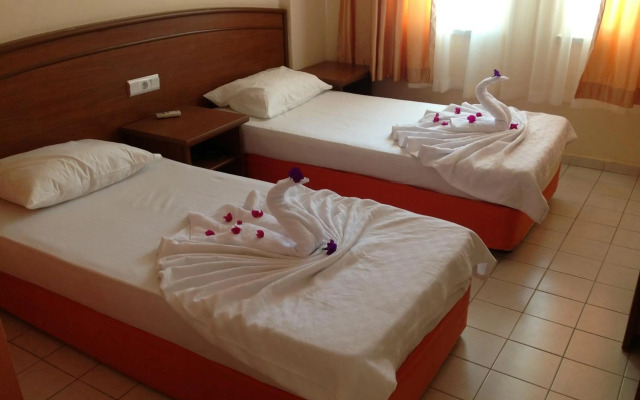 Elegant Baronessa Apart Hotel