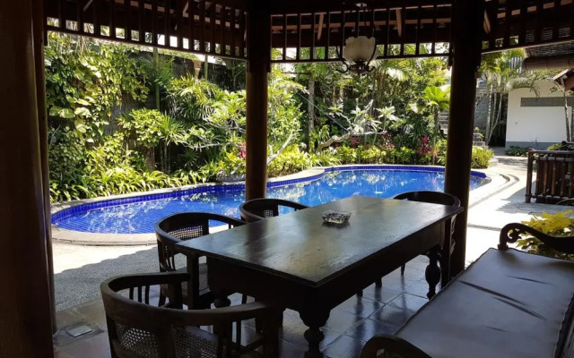 Jos And Hanny Homestay By Zuzu