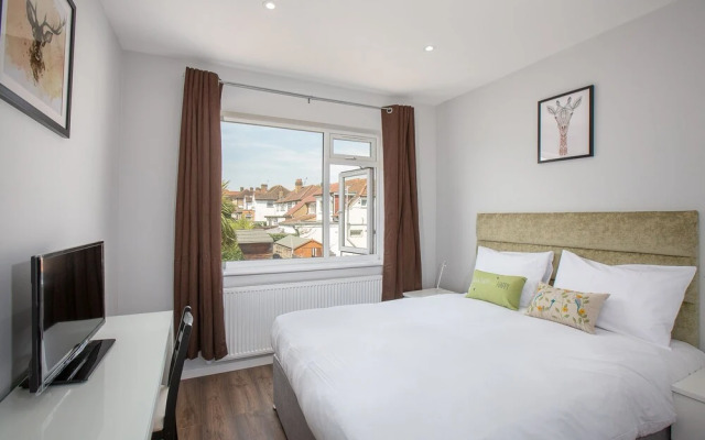Austin David Apartment Harrow