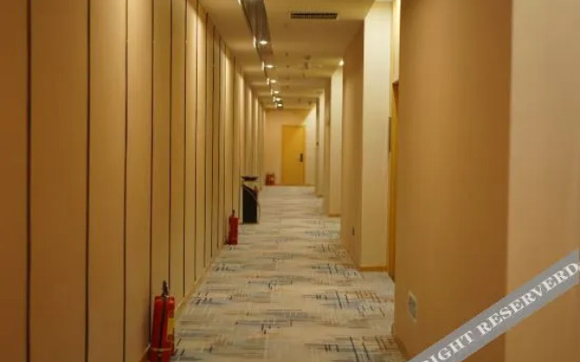 Yifeng Hotel