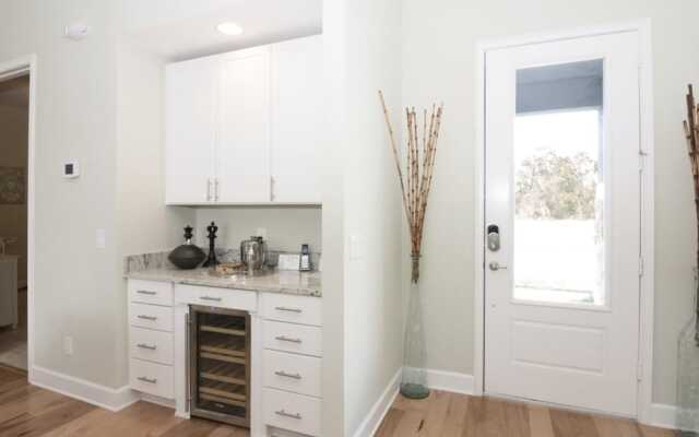 Five Suites Luxury Home RE1492