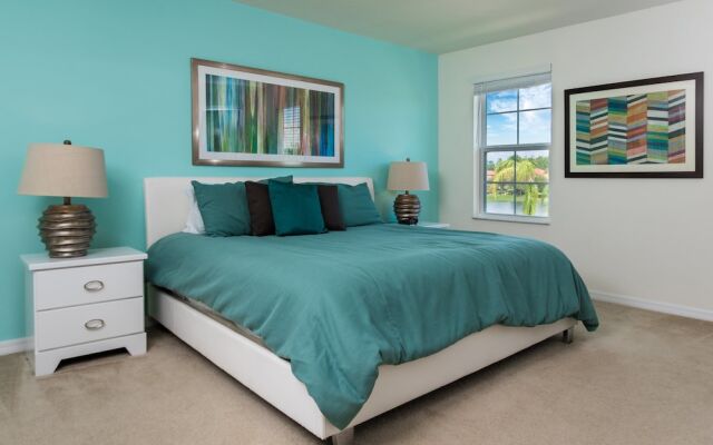 #06 Large Townhouse w/Private Pool - Four Bedroom