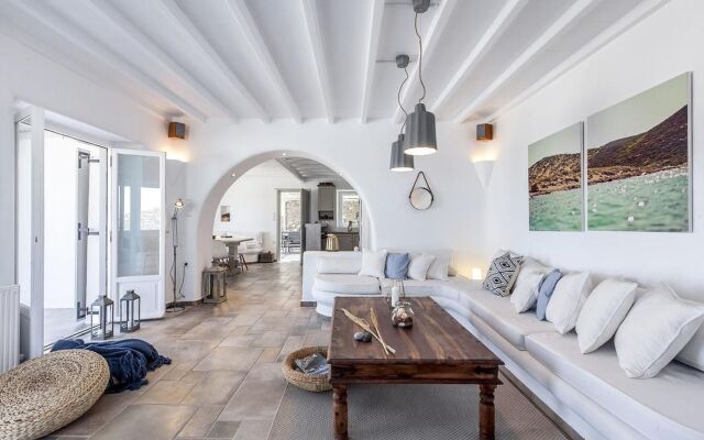 Mykonos Villas by Stylish Stays
