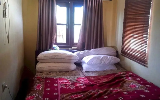 EXPRESS O 92299 Bumi Bati Deudeuh