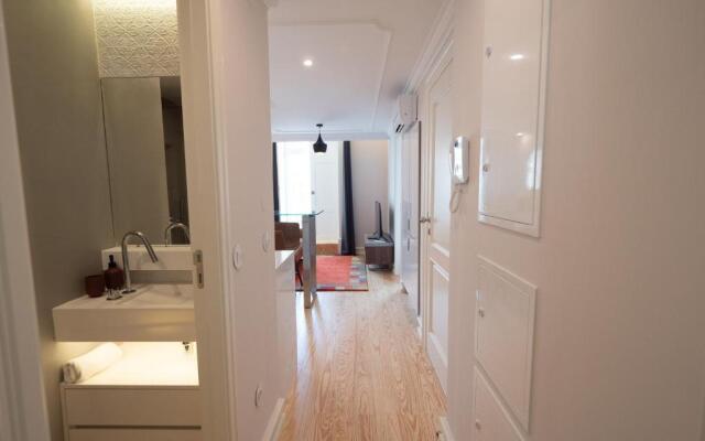 Augusta 229-5E-City Center Apt- Balcony & Elevator