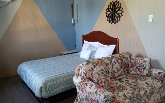 Stop 21 Motel