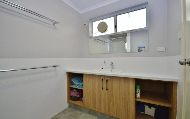 Tropical Hideaway - Kalbarri WA