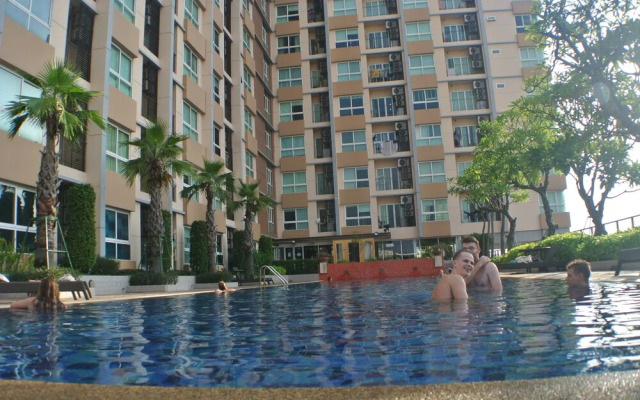 Diamond Sukhumvit by FIB