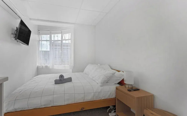 Onehunga Suites