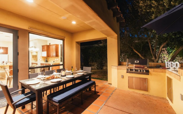 Silverado by AvantStay | WALK TO COACHELLA! Spanish Style Villa in Indio